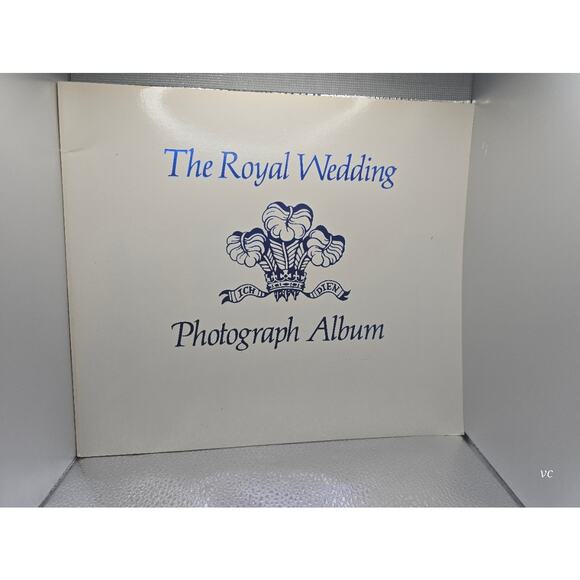Princess Diana Royal Wedding Photo Book & Memorial Stamp Folio Collection - Picture 5 of 7